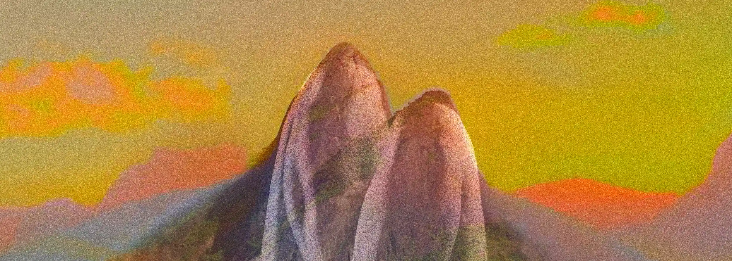 Visione di Saudade: opera d'arte a doppia esposizione che fonde un corpo femminile con il paesaggio del Morro Dois Irmãos al tramonto